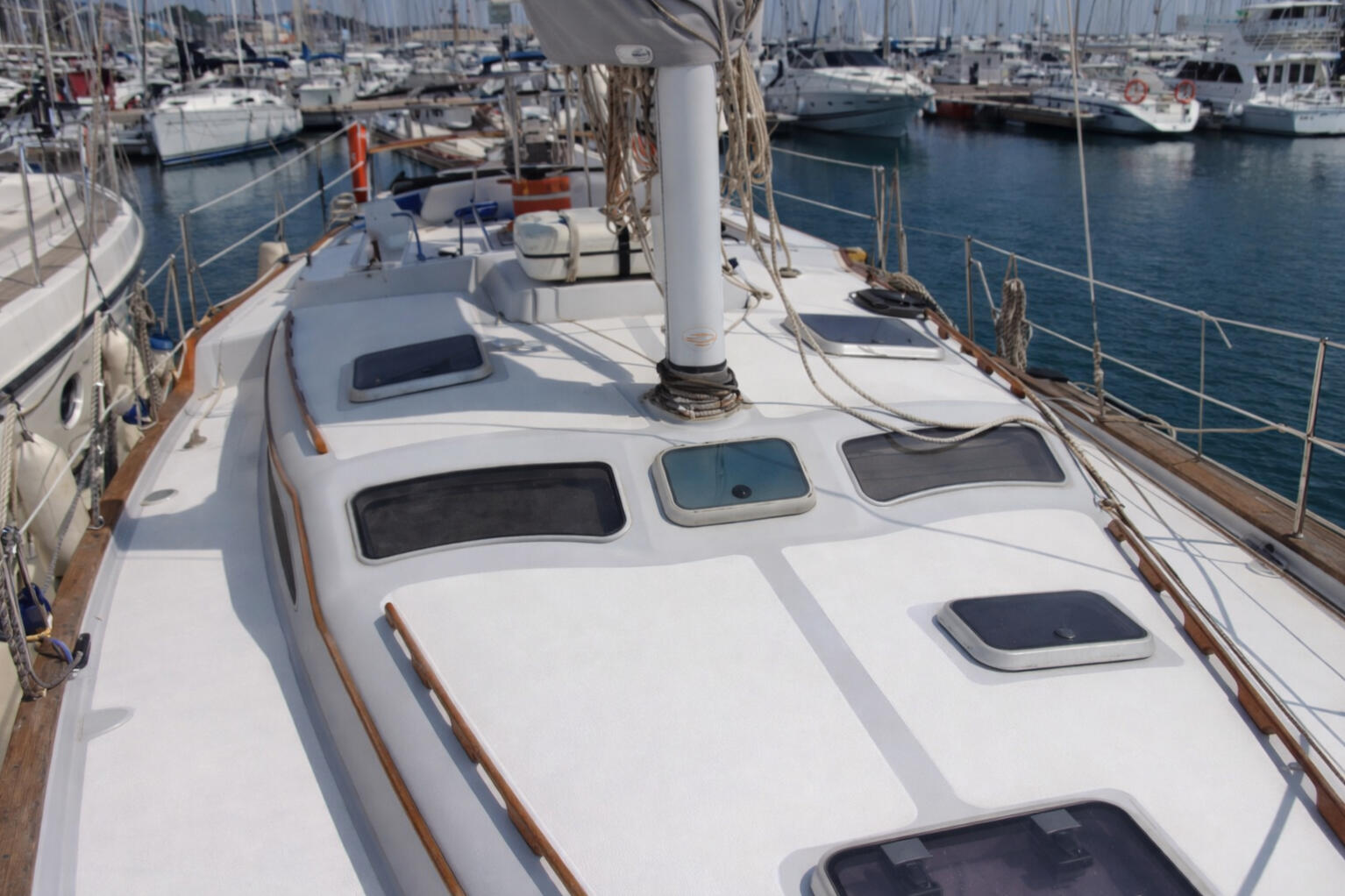 velero charter ibiza